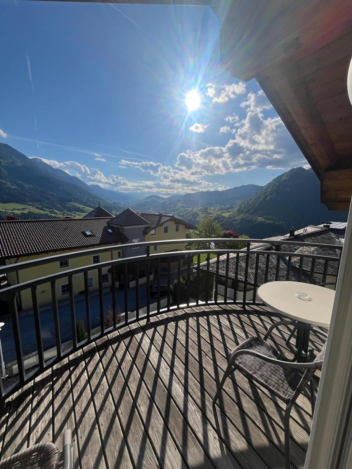 Nebenhaus - Haus Heigl Apartment Sankt Johann im Pongau Exterior photo